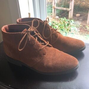 Danex reddish brown suede boots size 7.5